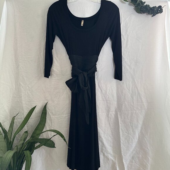 Three Dots Black 3/4 Long Sleeve Dress with Satin Bow Sash Medium VGUC - Picture 1 of 8